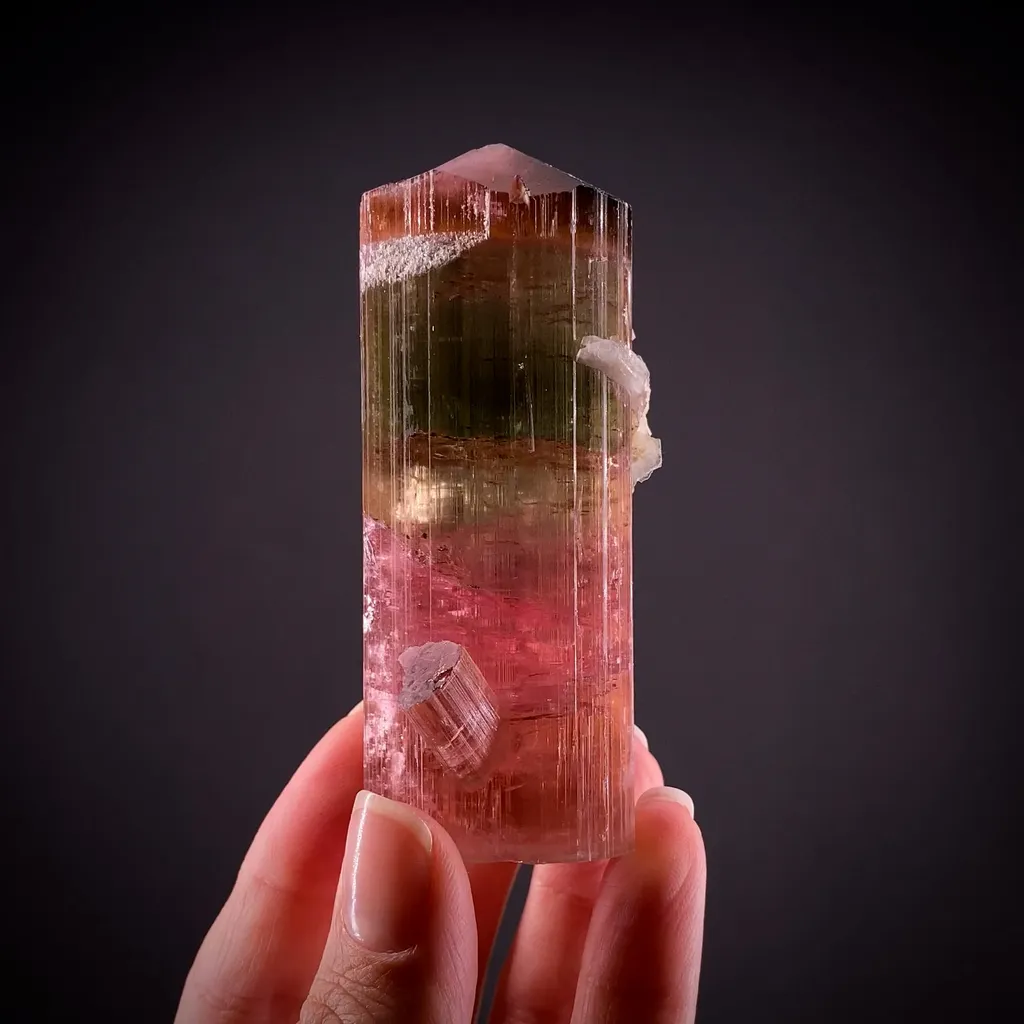 Elbaite Tourmaline image