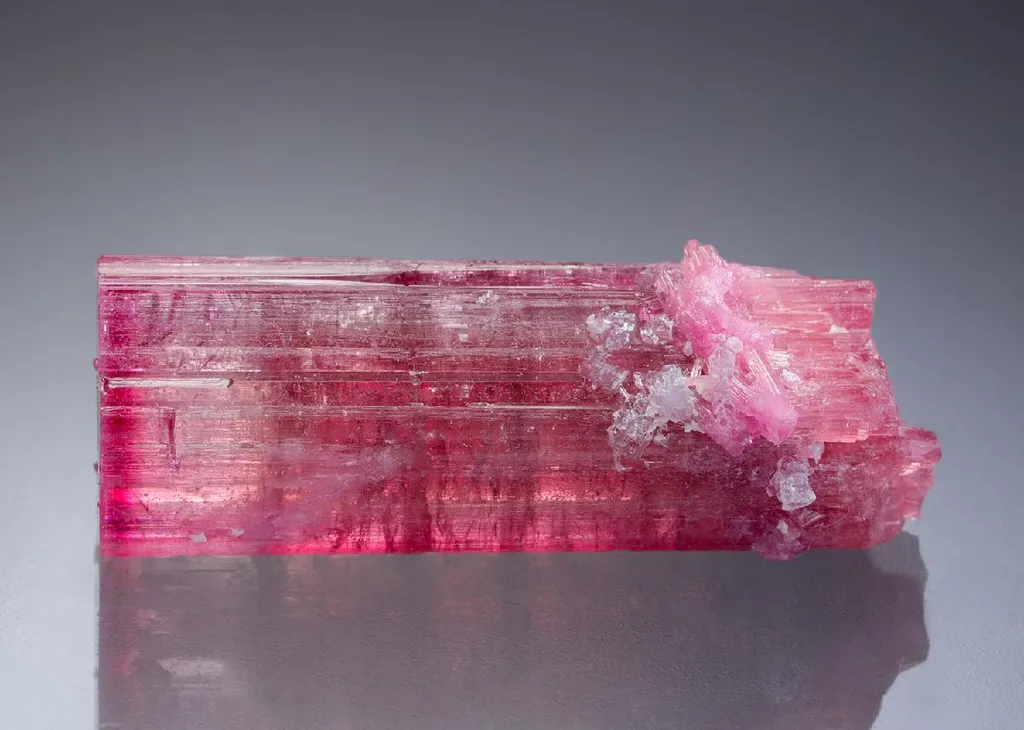 Elbaite Tourmaline image