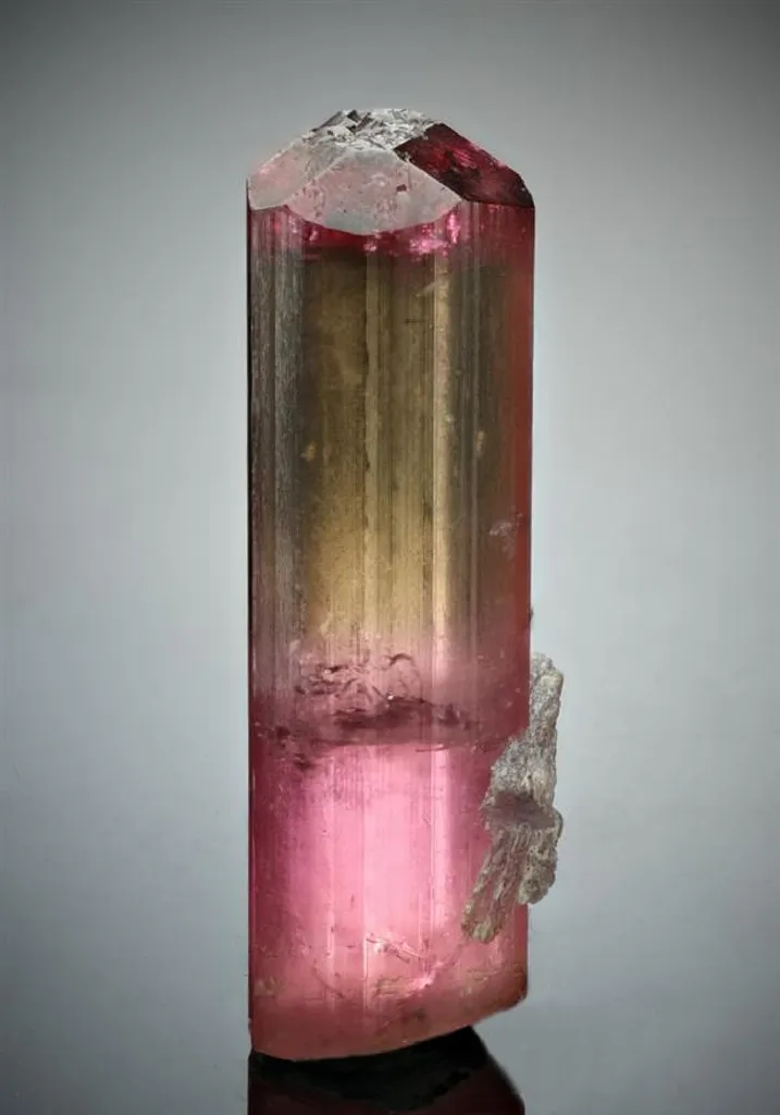 Elbaite Tourmaline image