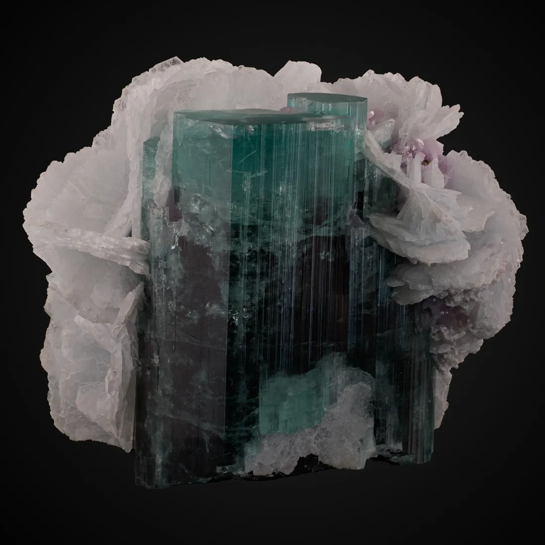 Elbaite v. Indicolite, Albite - image 1