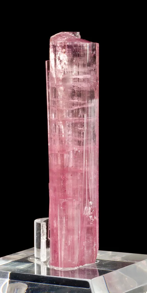 Elbaite Var. Rubellite - image 4