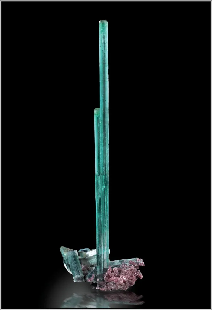 Elbaite (variety Indicolite), Lepidolite image