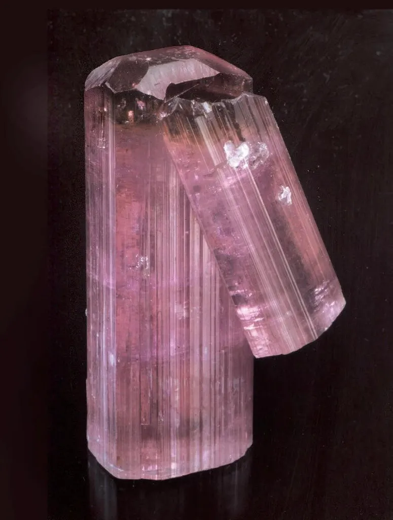Elbaite (variety Rubellite) image