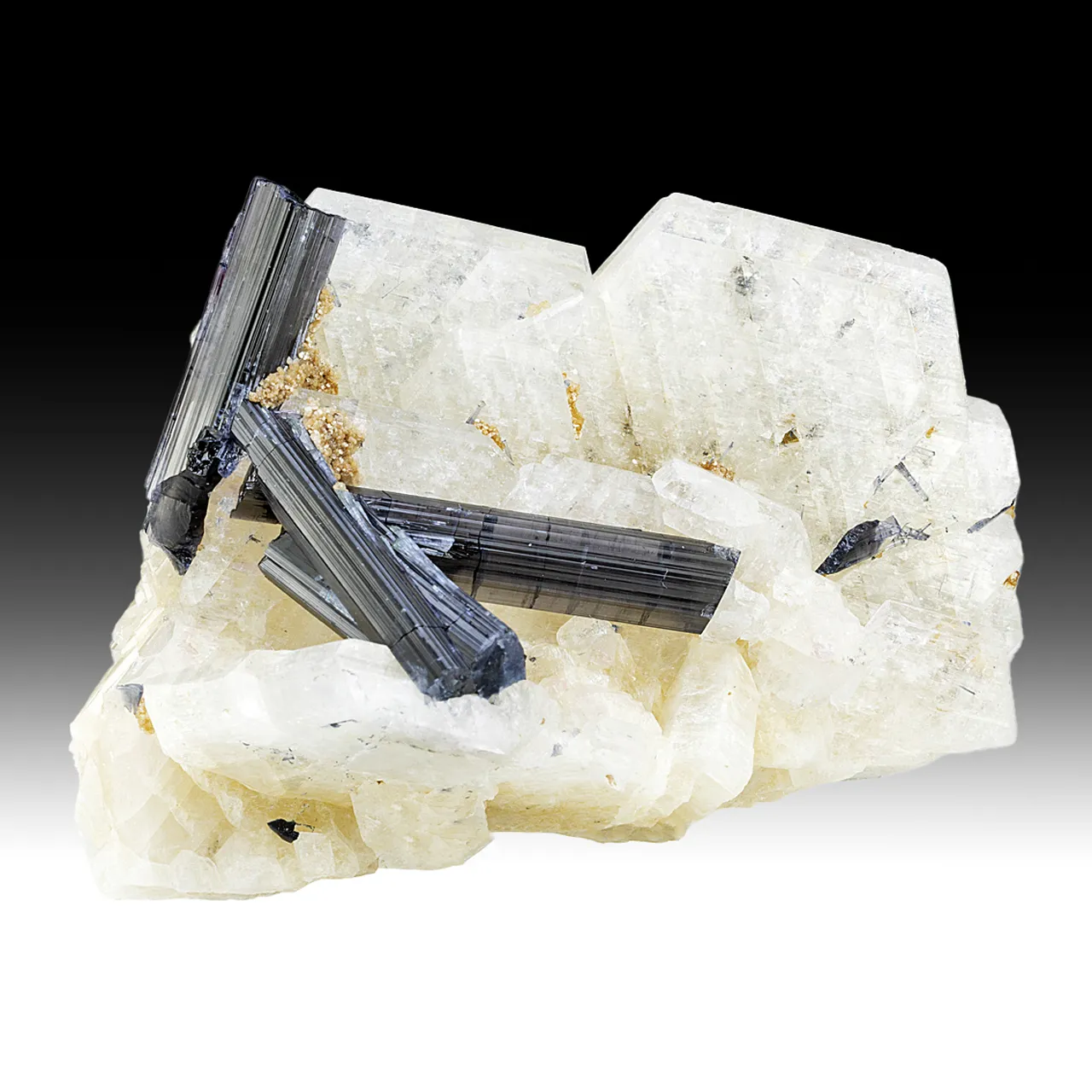 Elbaite with Albite - image 1