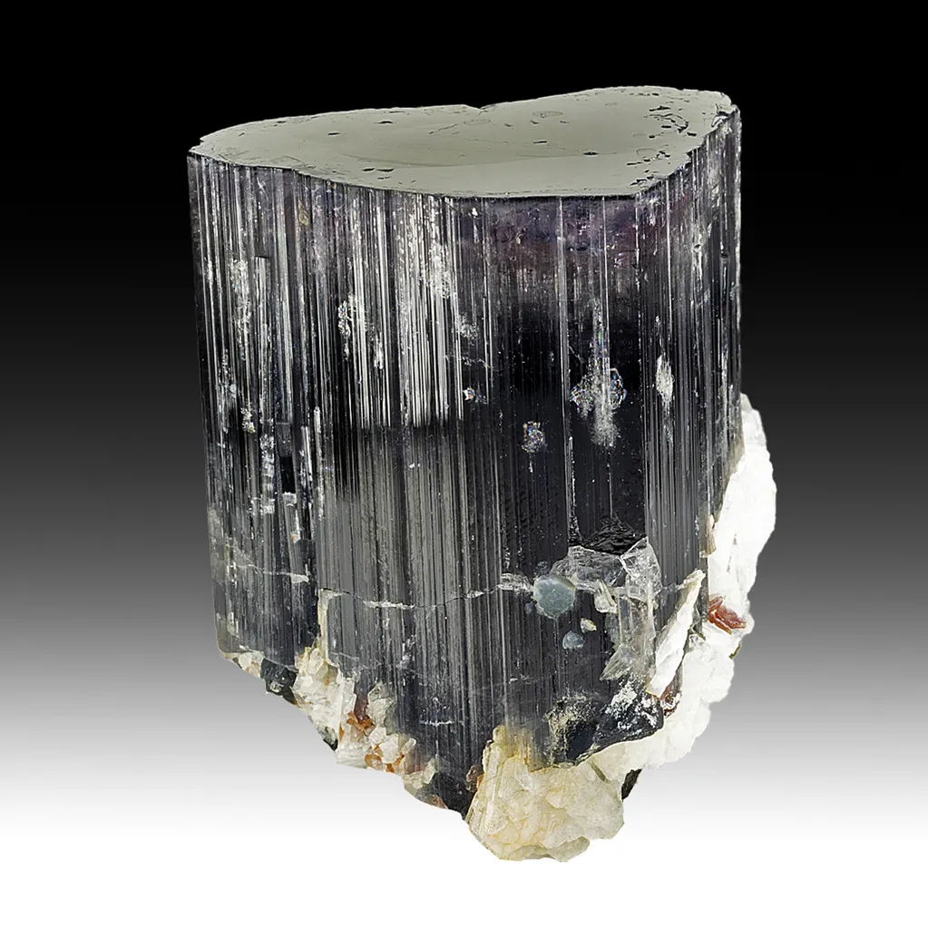 Elbaite with Albite image