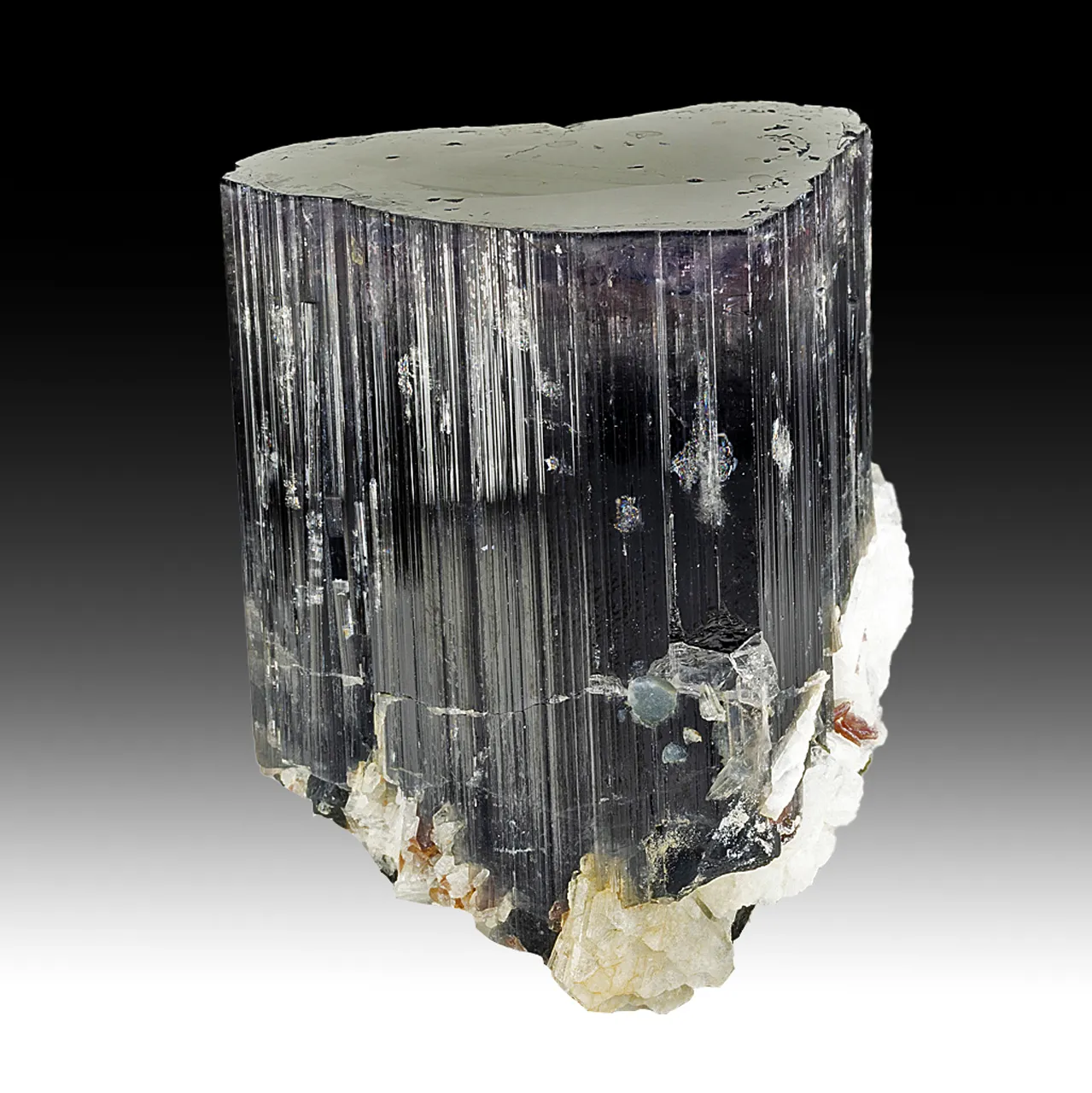 Elbaite with Albite - image 1