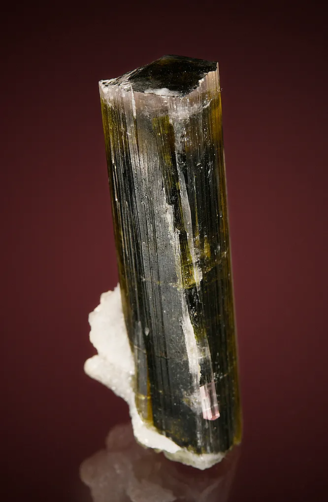 Elbaite with Albite var. Cleavelandite - image 2
