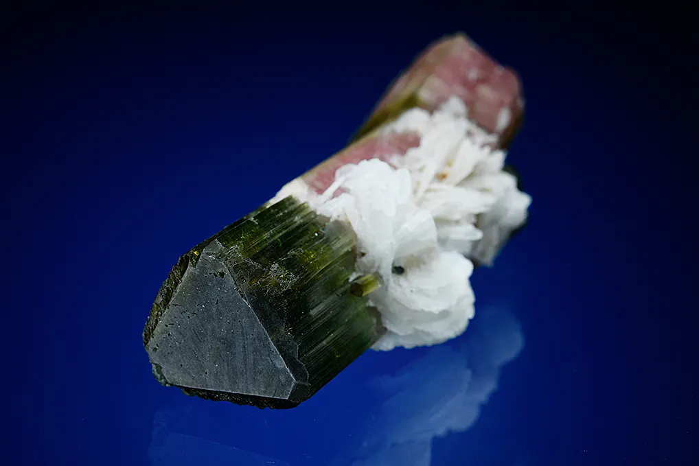 Elbaite with Albite var. Cleavelandite (repaired) - image 4