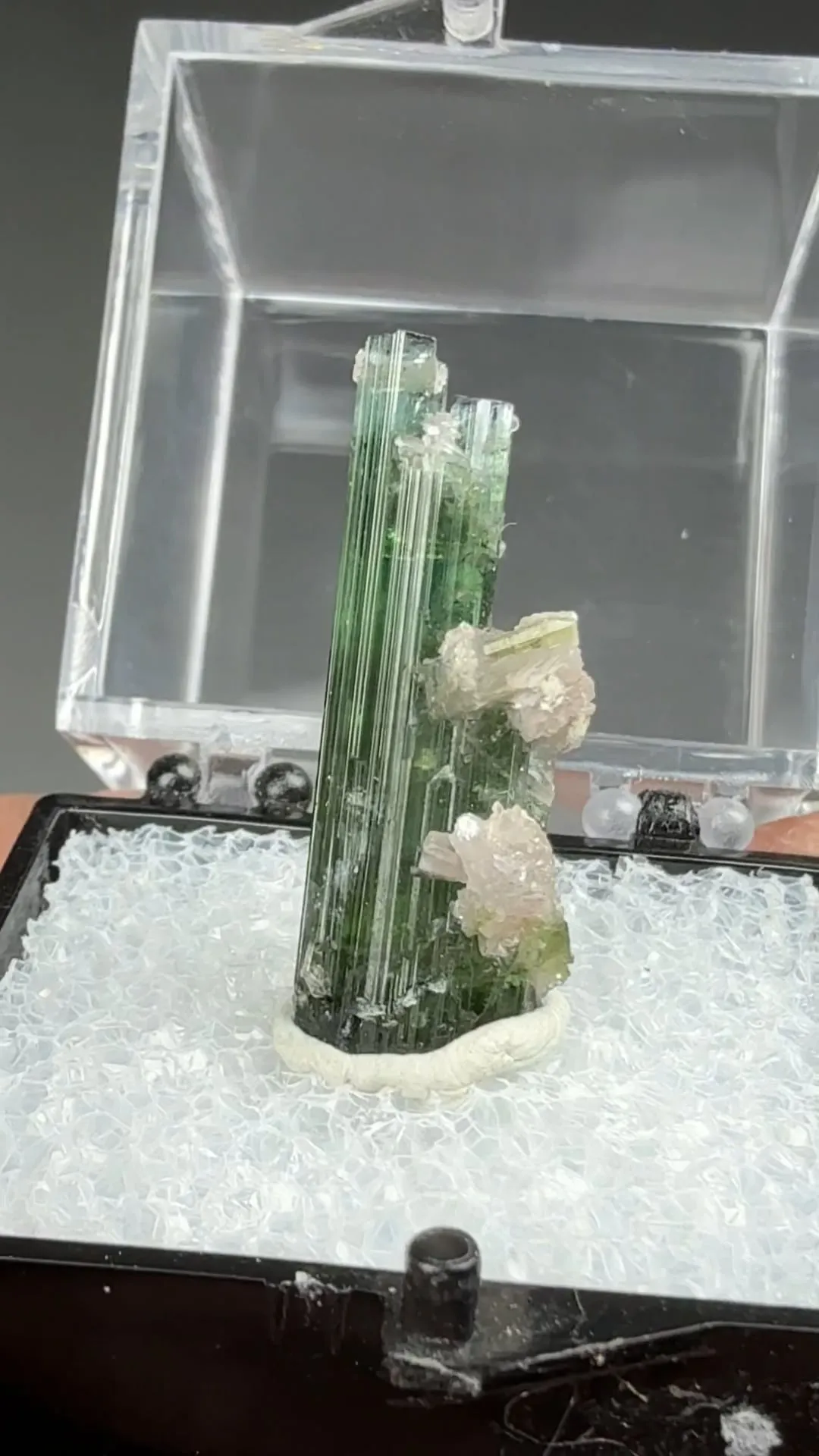 Elbaite with Lepidolite - image 2
