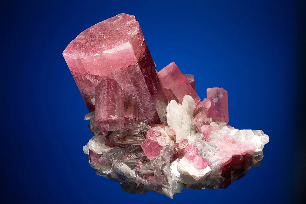 Elbaite with Lepidolite and Albite var. Cleavelandite - image 2