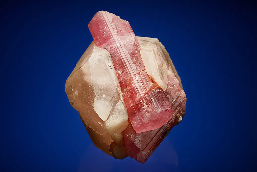 Elbaite with Lepidolite on Quartz - image 3