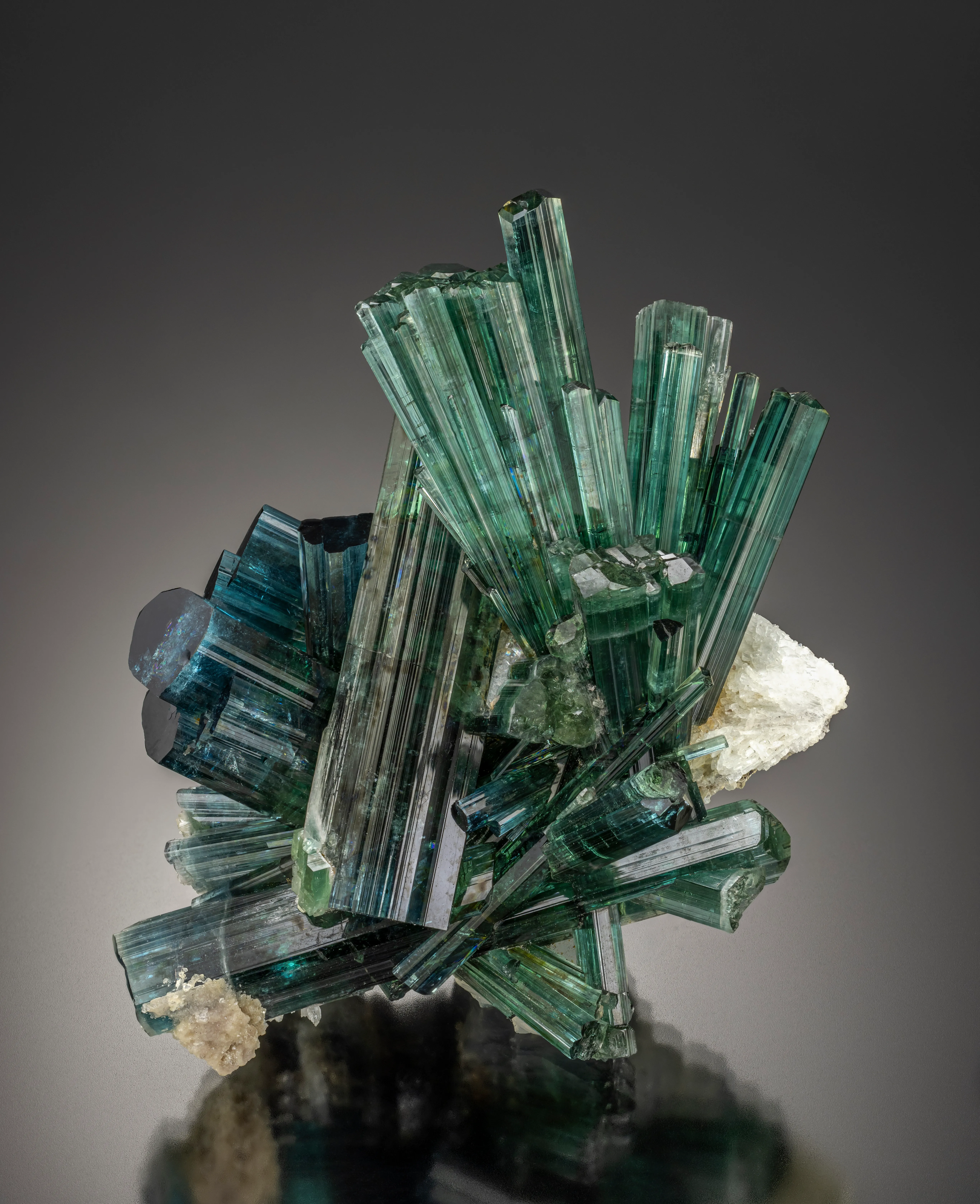 Elbaite with minor Albite - image 1