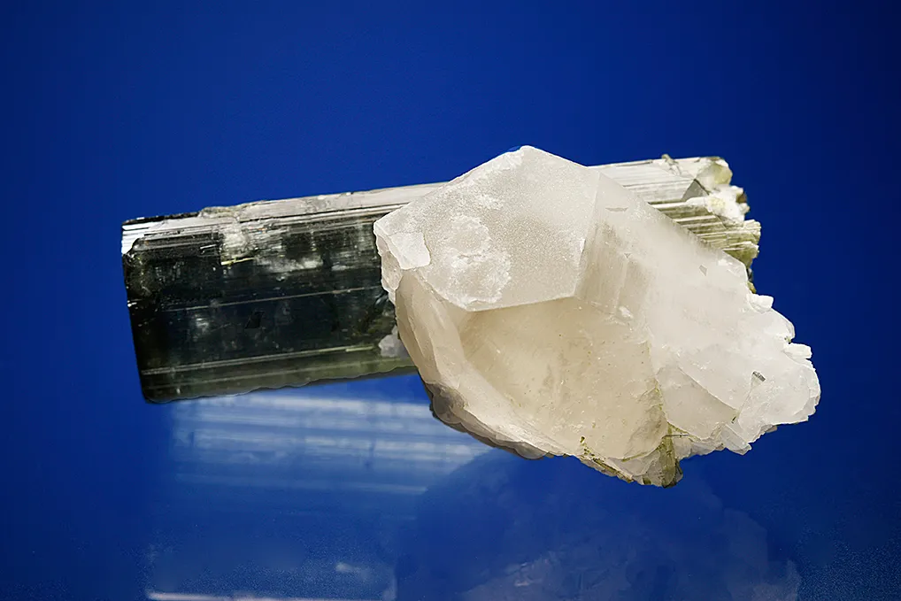 Elbaite with Quartz - image 3