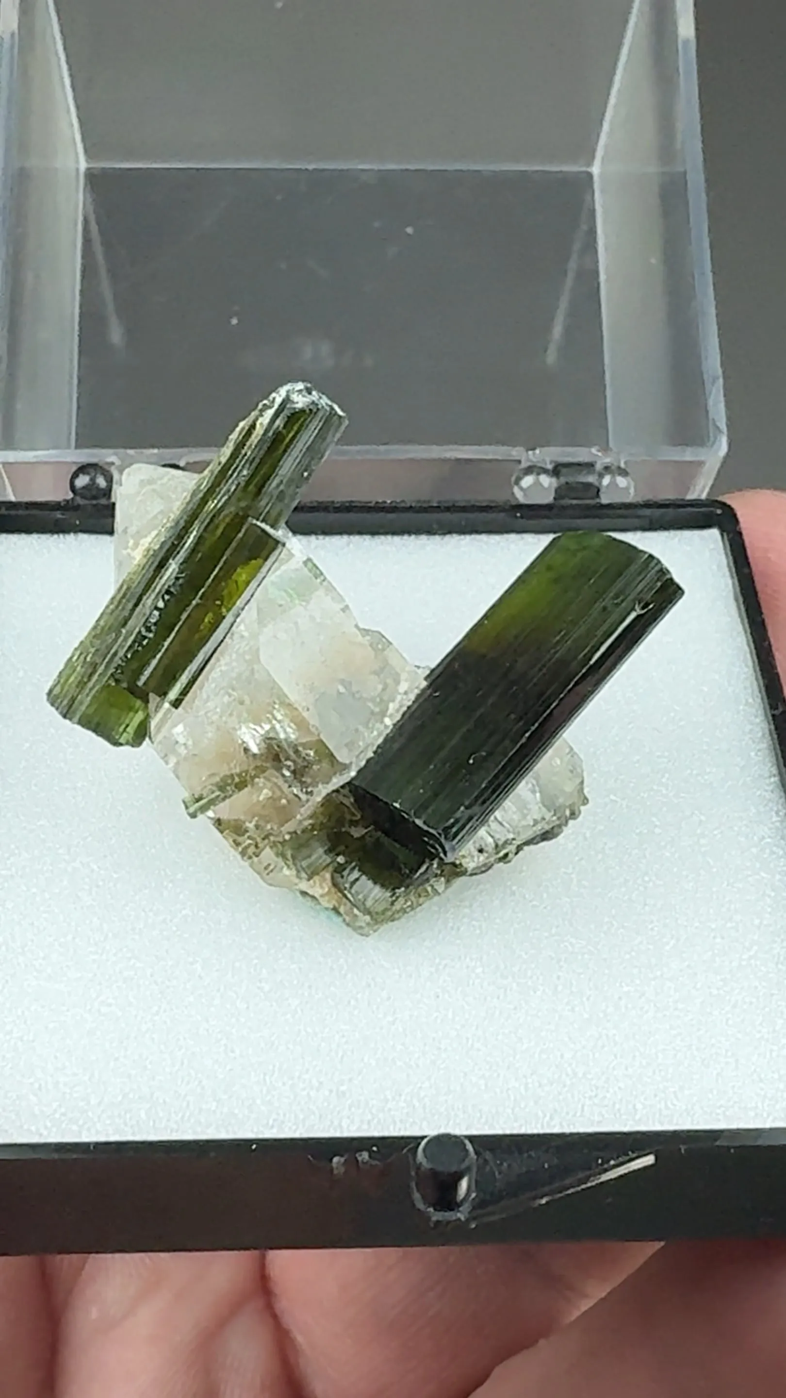 Elbaite with Quartz - image 2