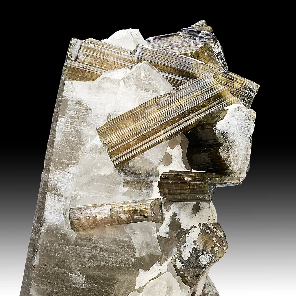 Elbaite with Quartz image