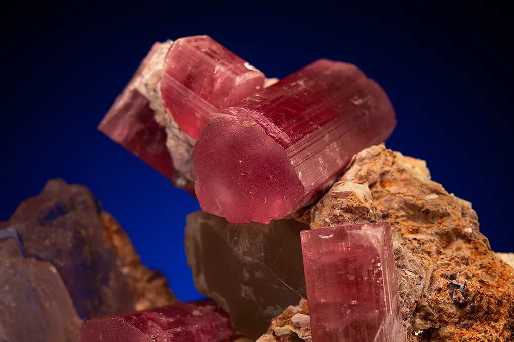 Elbaite with Spodumene var. Kunzite and Quartz - image 2
