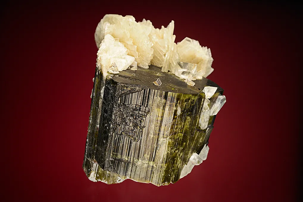 Elbaite with Topaz and Albite var. Cleavelandite - image 4