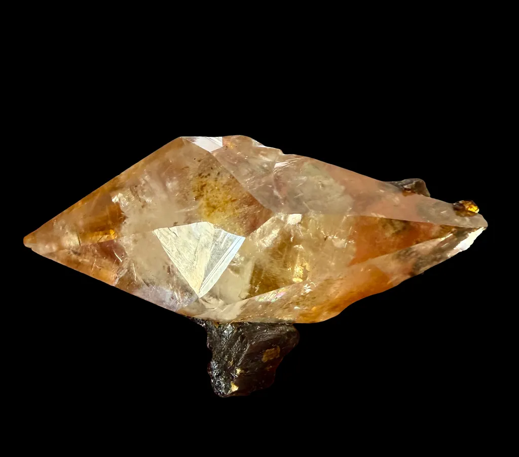 Elmwood Calcite on Sphalerite image