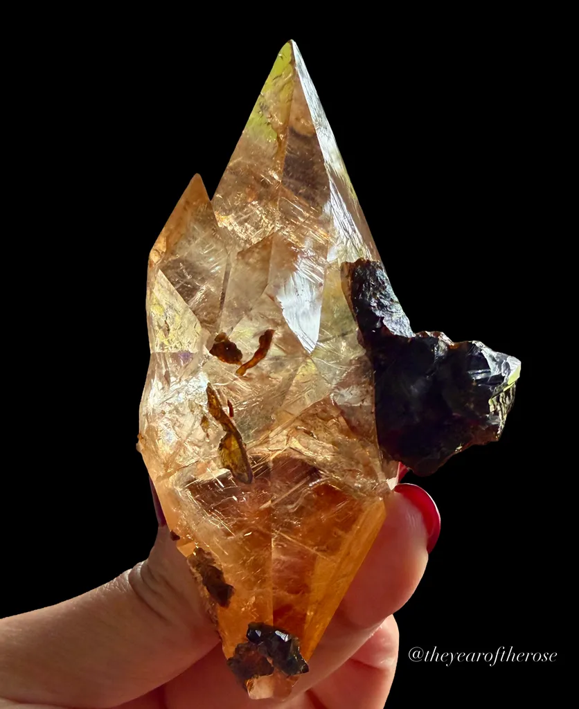 Elmwood Calcite on Sphalerite image