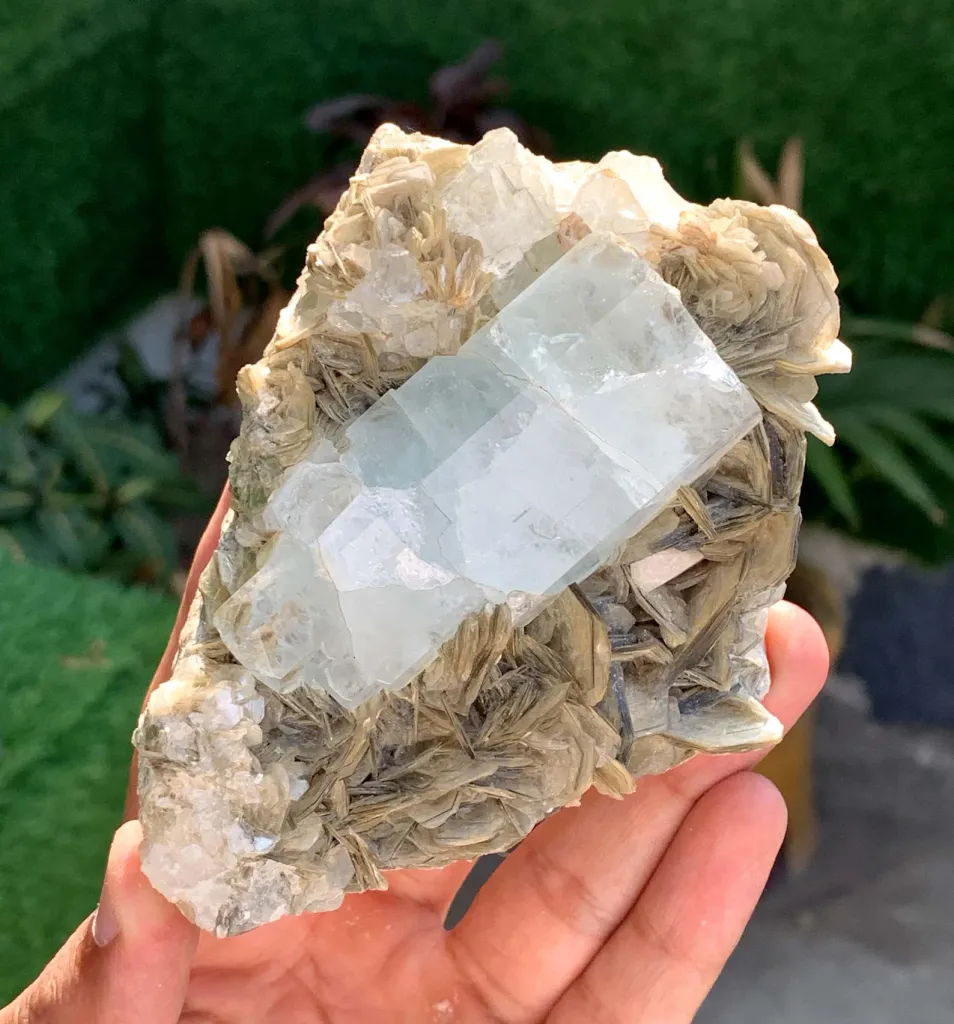 Elongated Blue Aquamarine Crystal on Muscovite Mica from Pakistan - image 7