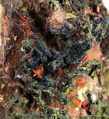Embreyite, Vauquelenite, Crocoite - image 2