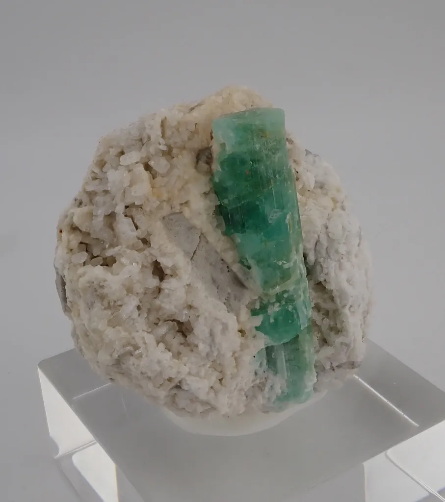Emerald - image 3