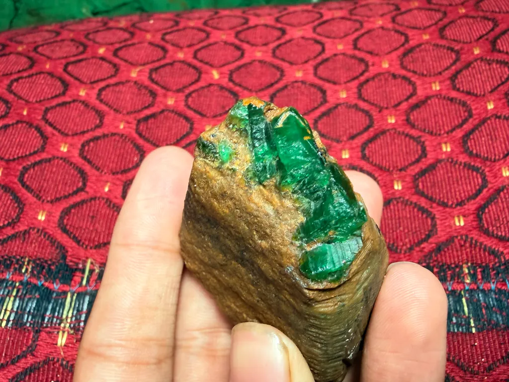 Emerald - image 3