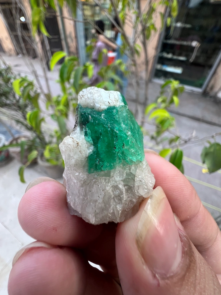 Emerald from Garam Chashma, Khyber Pakhtunkhwa Province, Pakistan - image 5