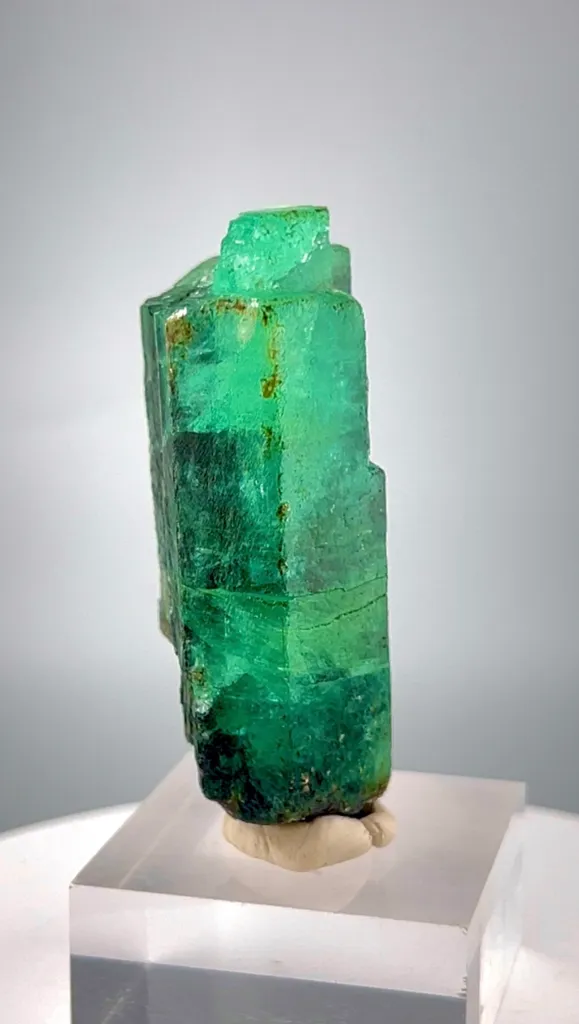 Emerald from Pakistan - image 9