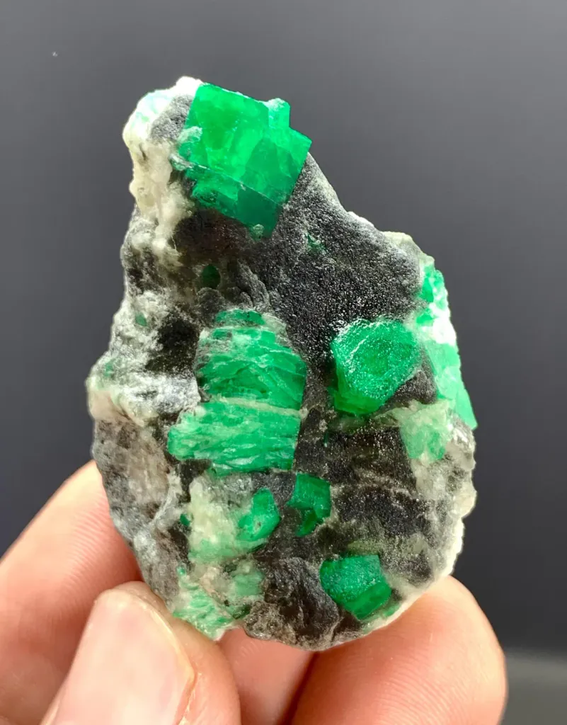Emerald from Pakistan - image 5