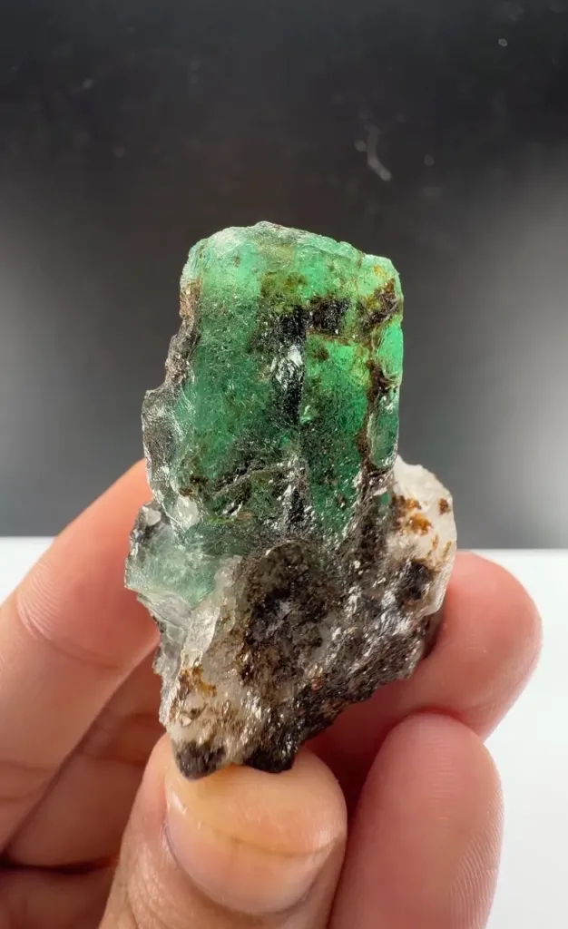 Emerald from Pakistan - image 3
