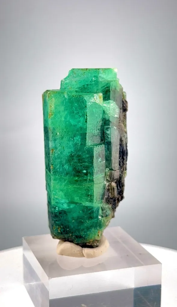 Emerald from Pakistan image