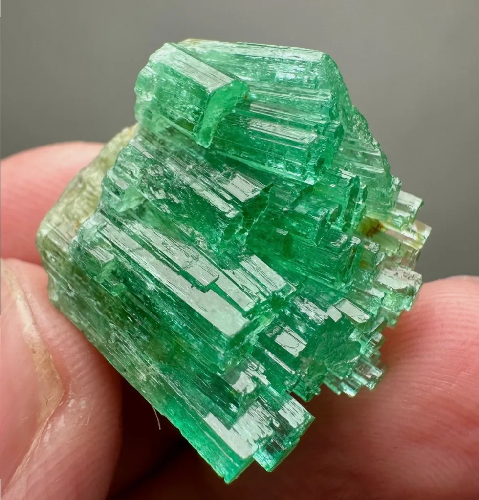 Emerald from Panjshir, Afghanistan - image 4