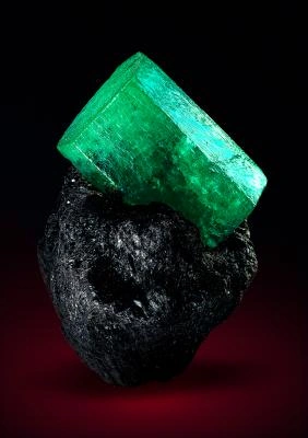 Emerald from Sverdlovsk Oblast, Russia image