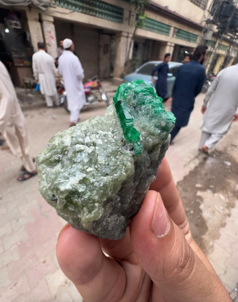Emerald from Swat District, Khyber Pakhtunkhwa Province, Pakistan - image 2
