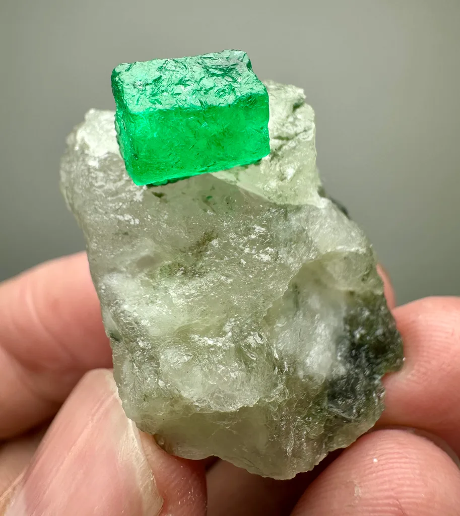 Emerald from Swat District, Khyber Pakhtunkhwa Province, Pakistan - image 4
