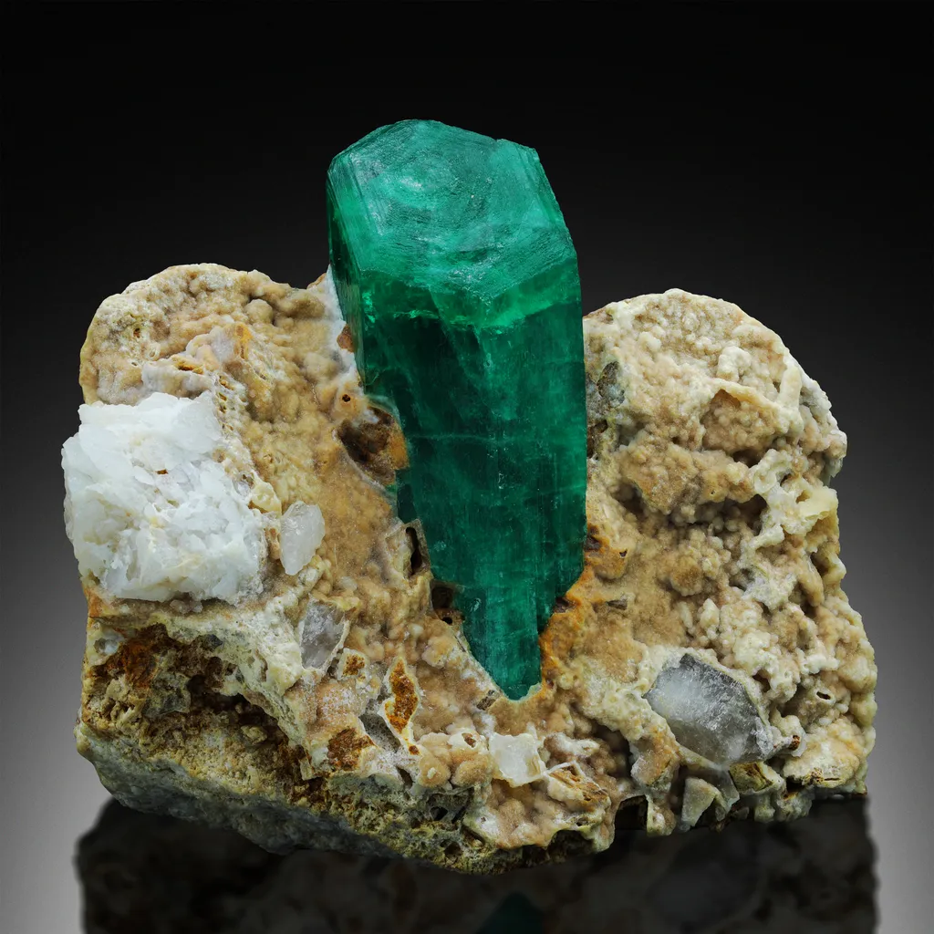 Emerald from Xinjiang, Daftar image