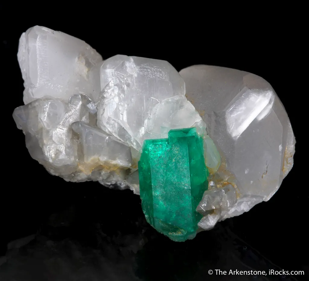 Emerald on Calcite (illustrated) image