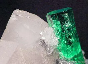Emerald on Calcite (Twinned) - image 3