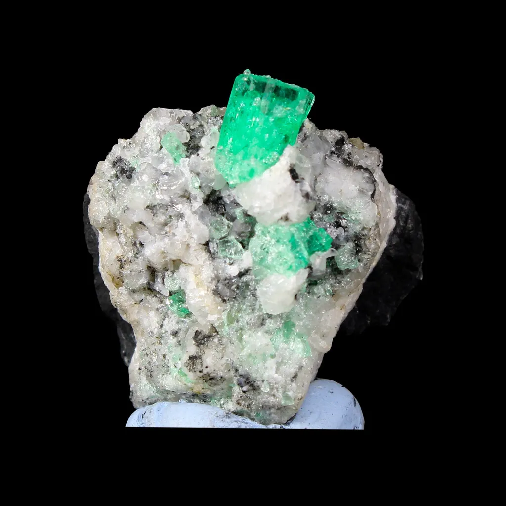 Emerald on Matrix – Premium Colombian Natural Specimen - image 5