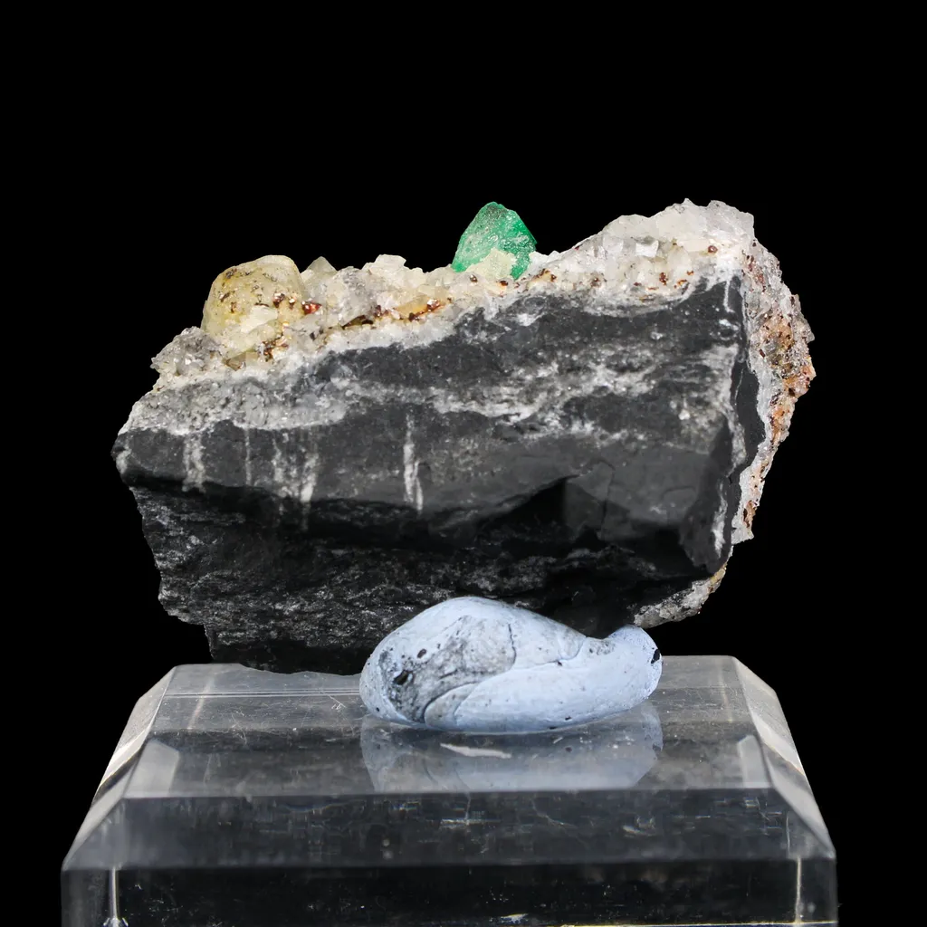 Emerald on Matrix – Premium Colombian Natural Specimen - image 7