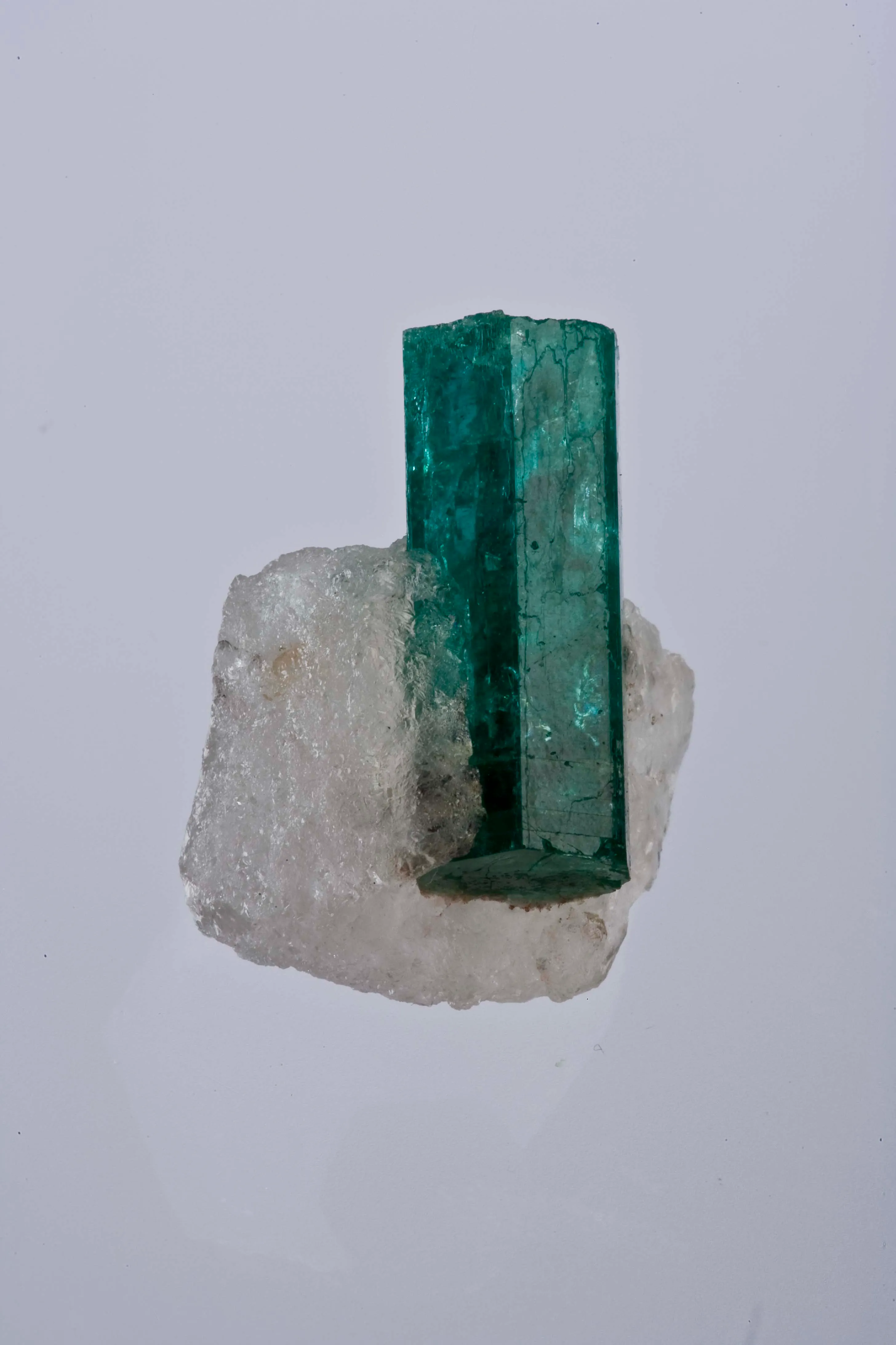 Emerald on Quartz - image 2