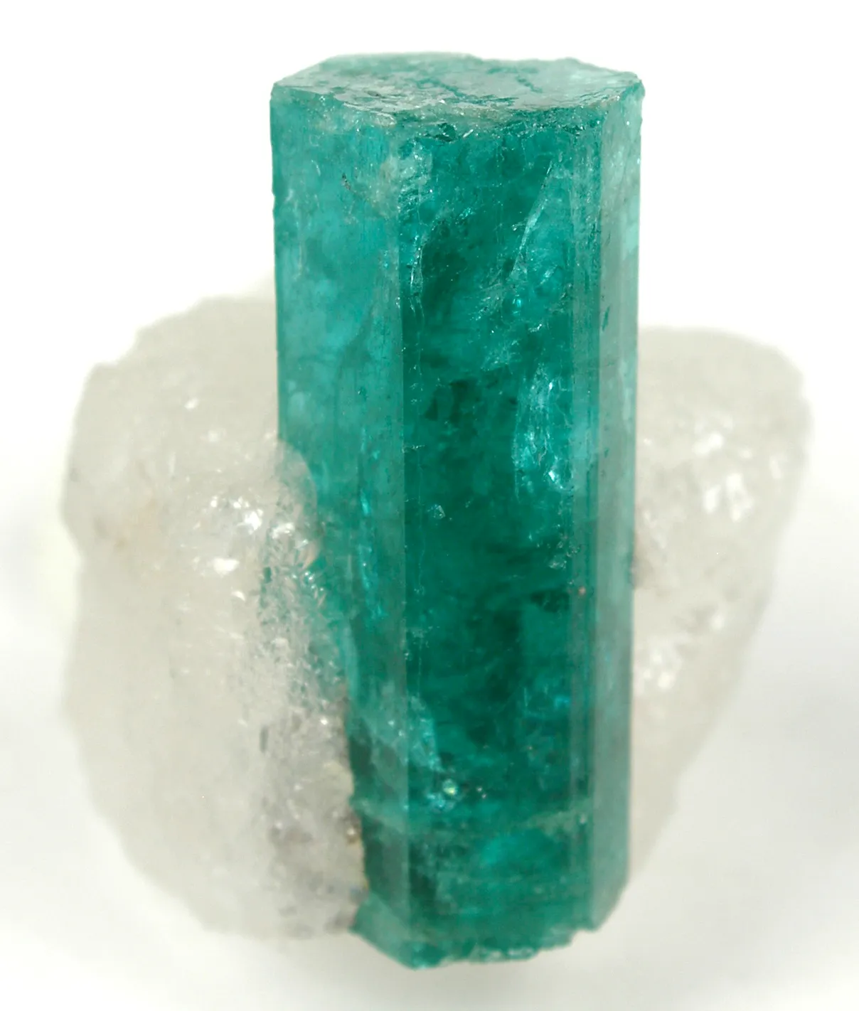 Emerald on Quartz - image 5