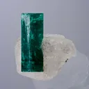 Emerald on Quartz - image 4