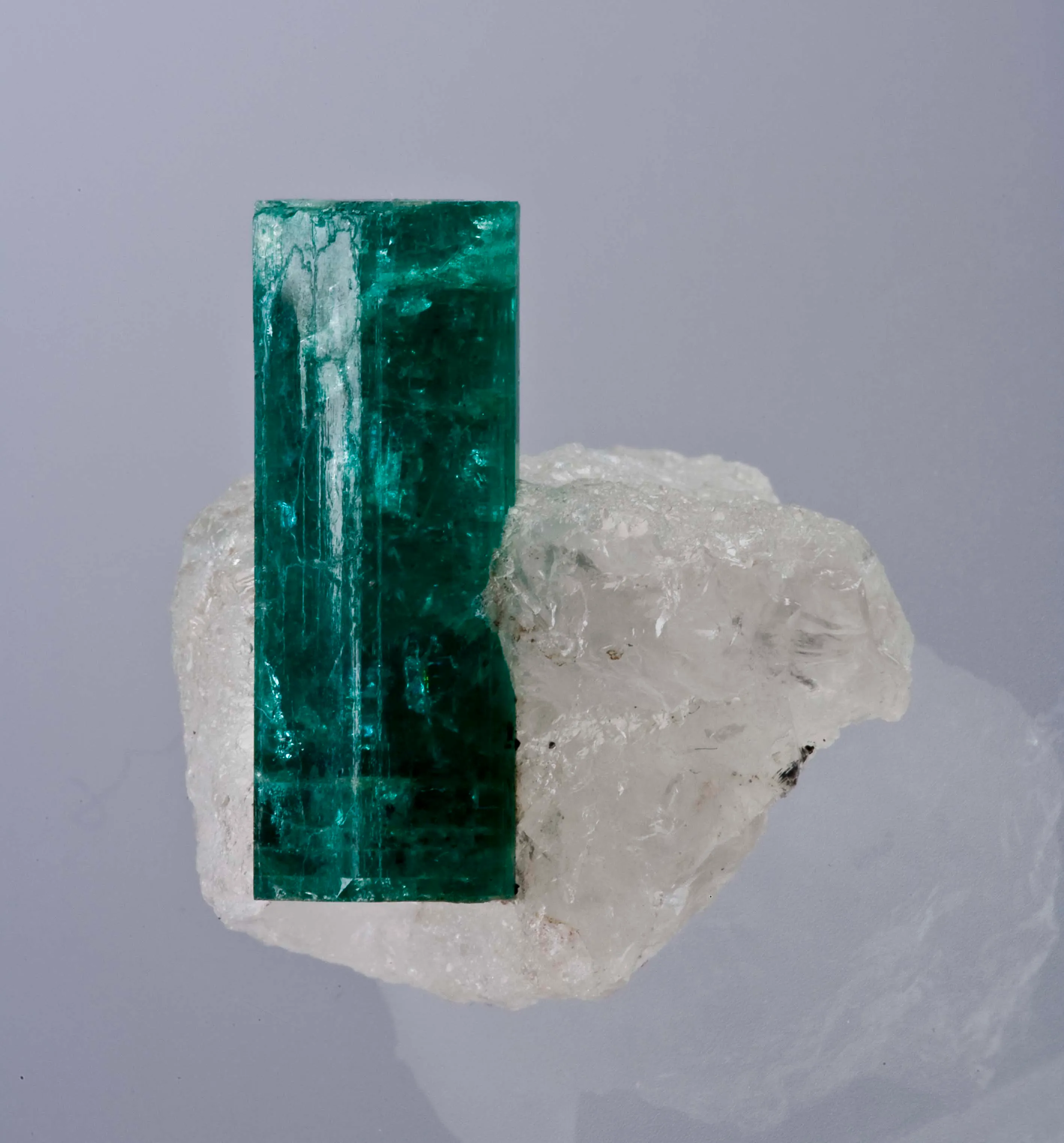 Emerald on Quartz - image 4