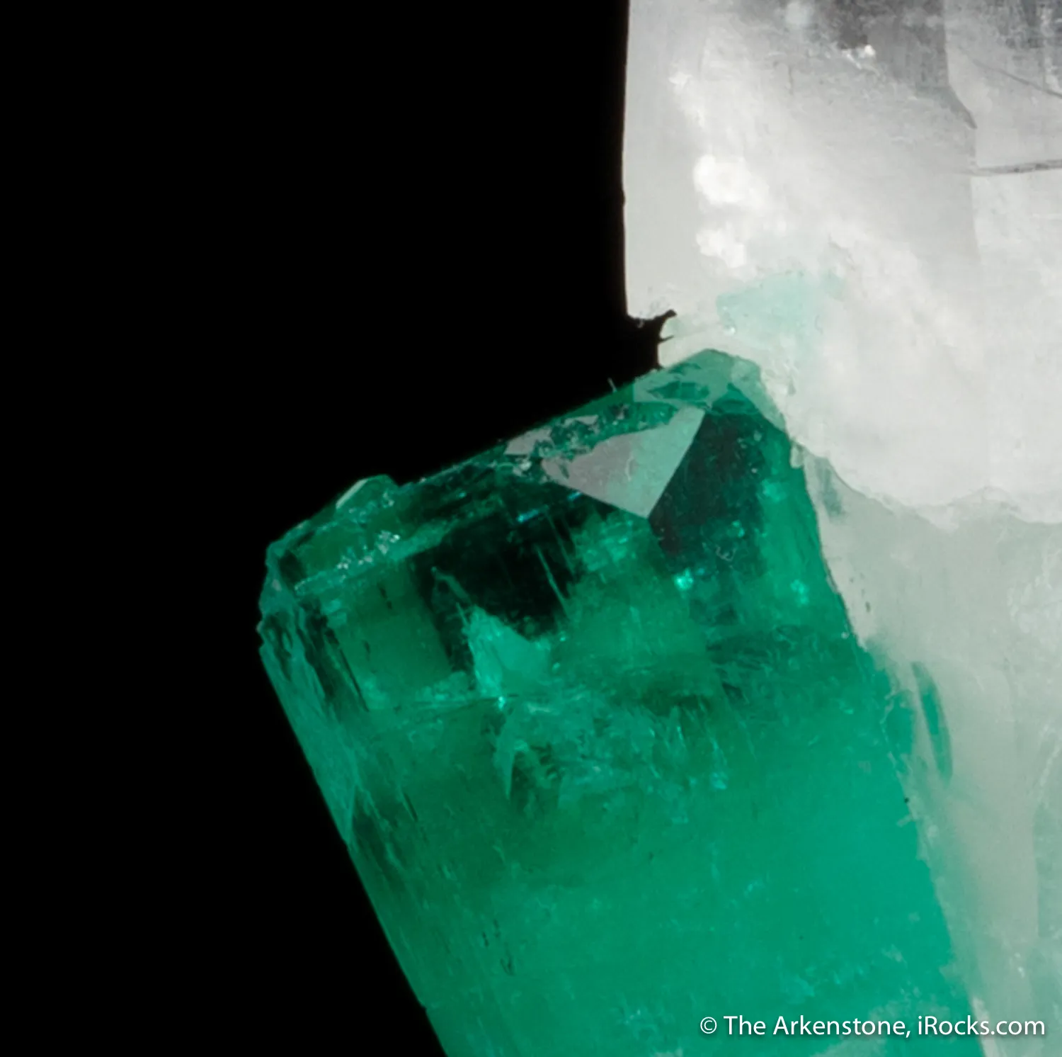 Emerald on Quartz - image 3