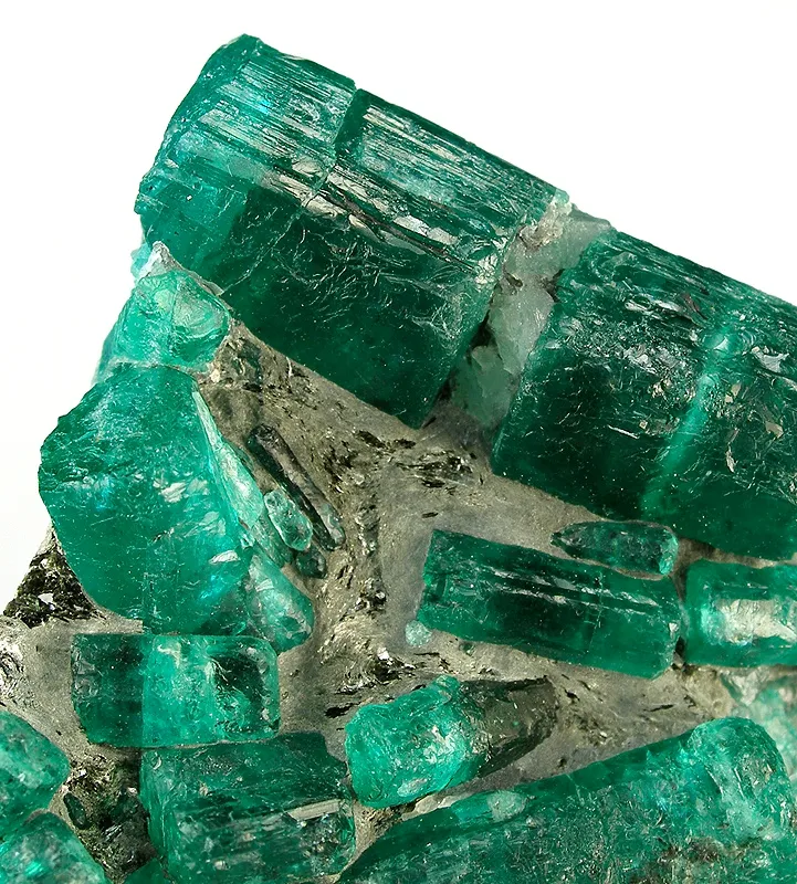 Emerald on Quartz - image 4