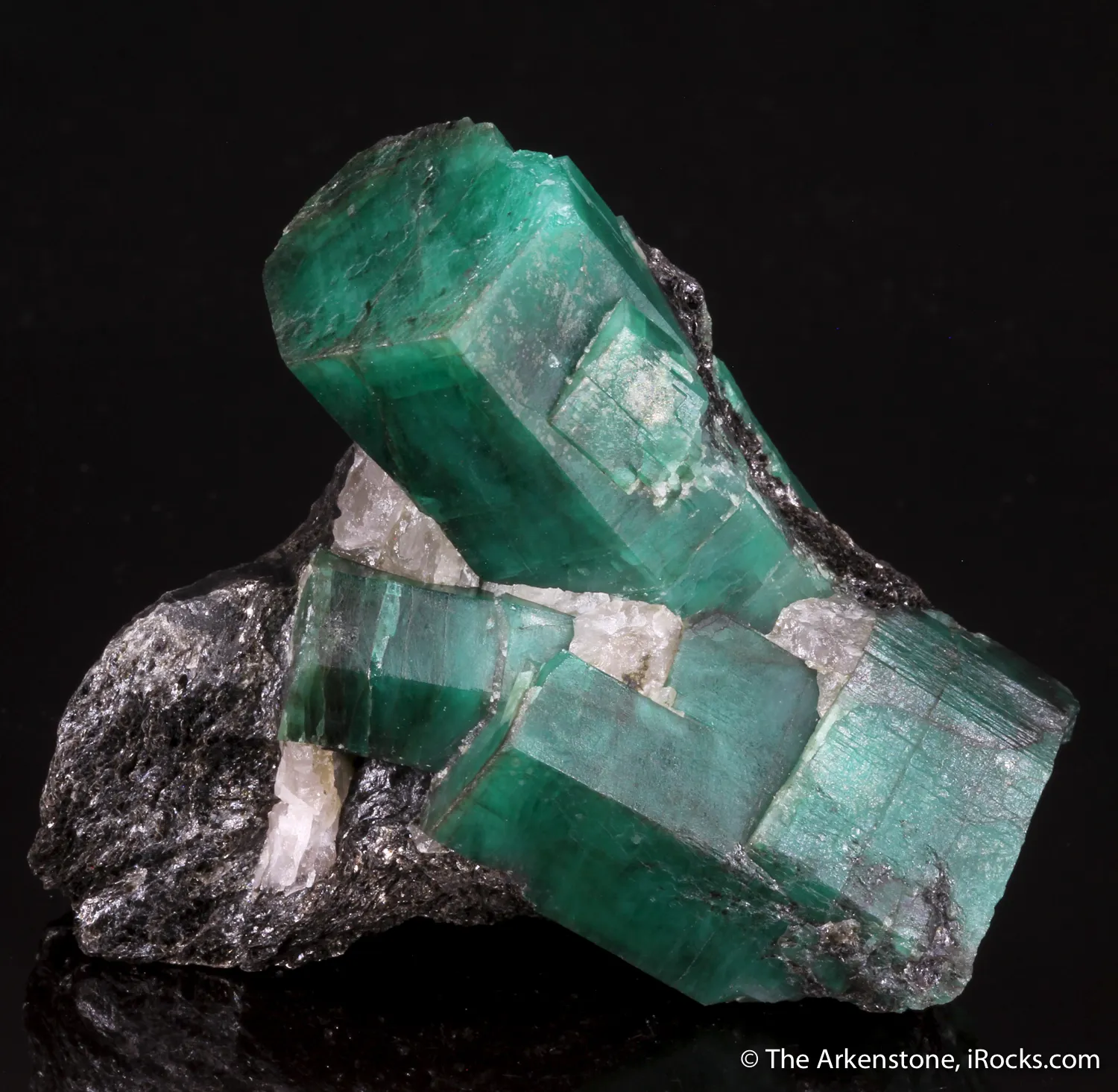 Emerald with Biotite and Graphite - image 4