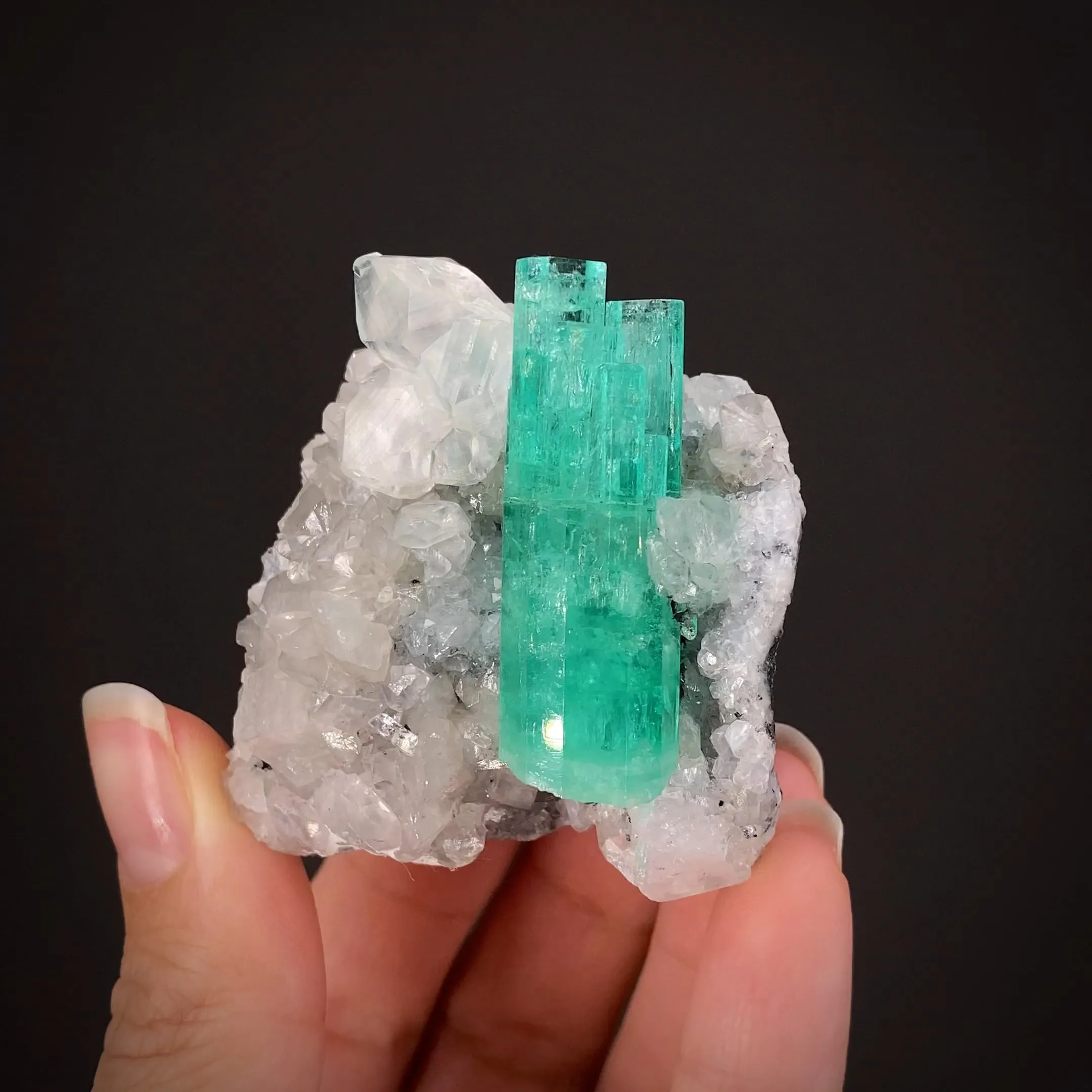 Emerald With Calcite - image 2