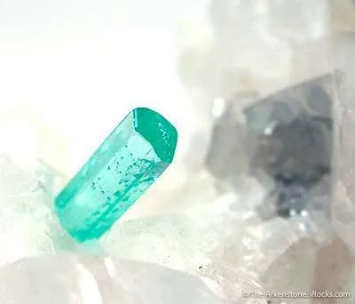 Emerald With Calcite - image 2